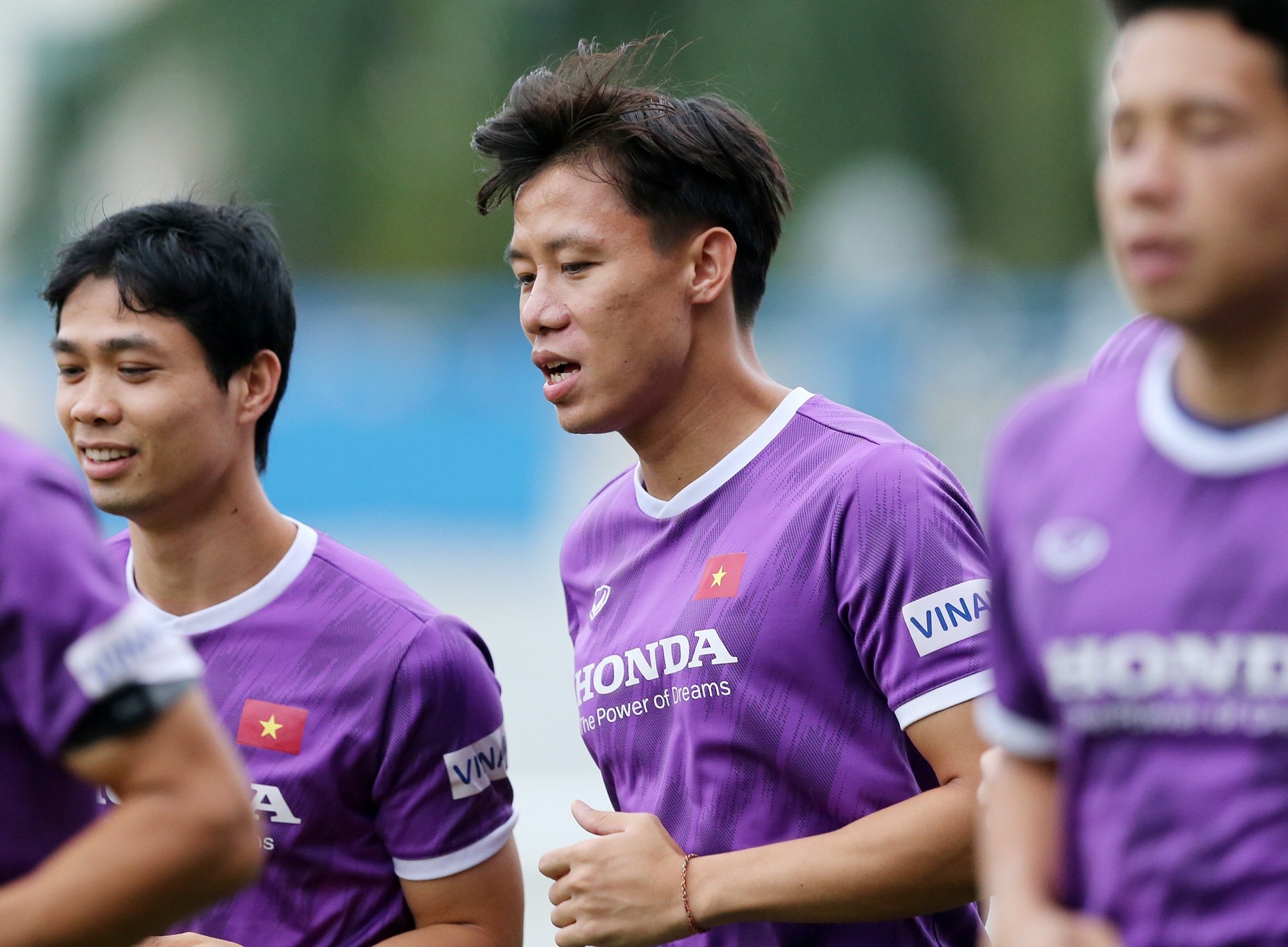 Ho vang chien thang, cung bong da Viet Nam tu hao vuon xa hinh anh