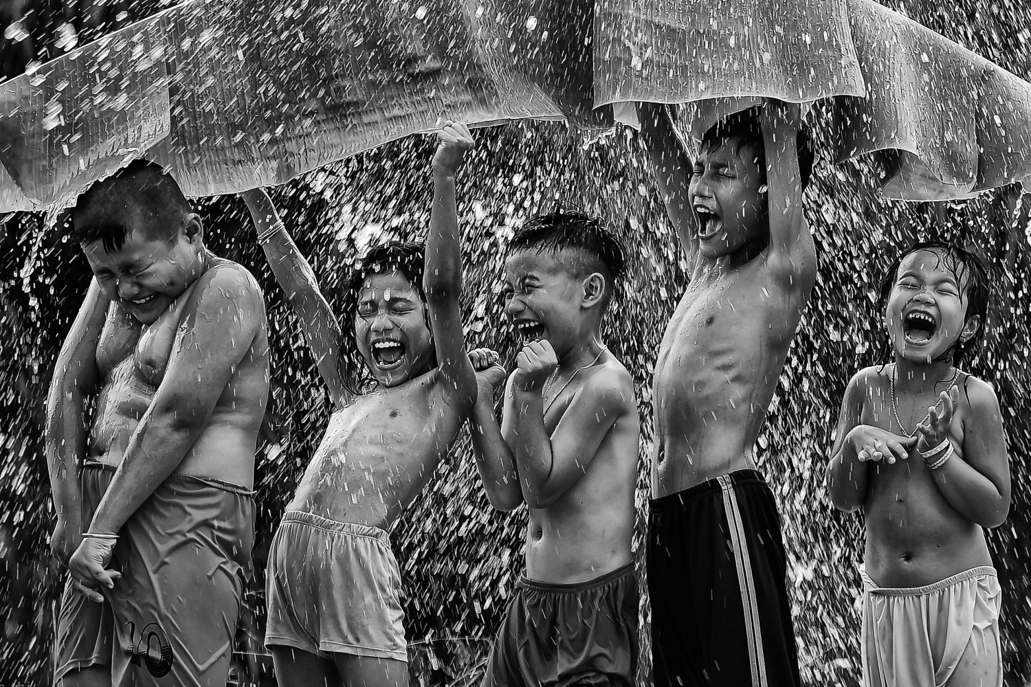 Cuoc thi 'Kien tao sieu khoanh khac' thu hut loat bai du thi xuat sac hinh anh