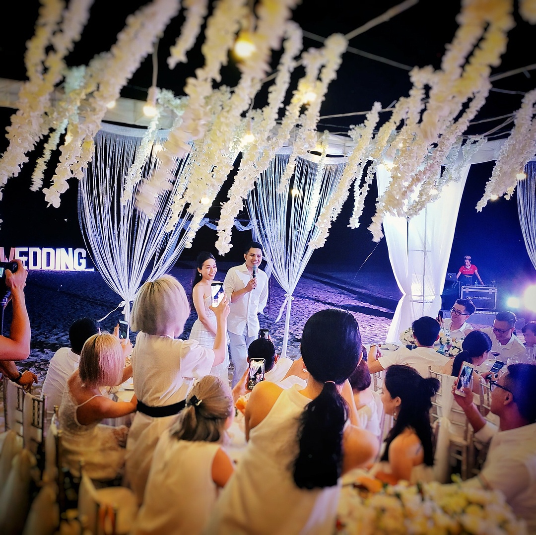 hoi hot girl bim sua di du lich sang chanh anh 7