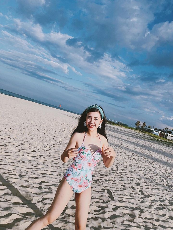 hoi hot girl bim sua di du lich sang chanh anh 12