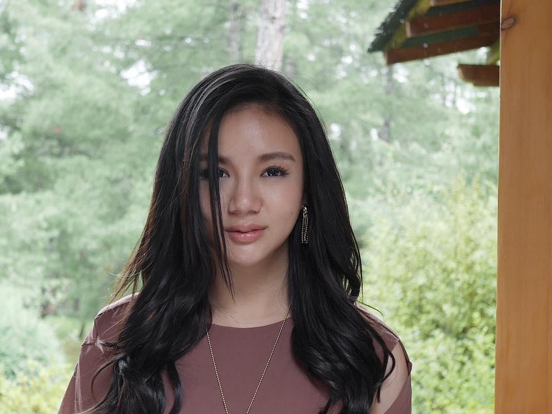 Nhan sac xinh dep cua con gai ty phu Kim Lim hinh anh