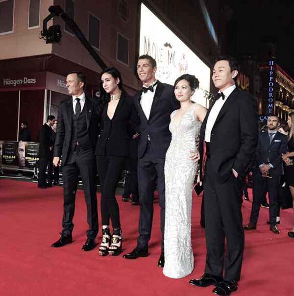 Ai nu Kim Lim dang du lich Viet Nam anh 7