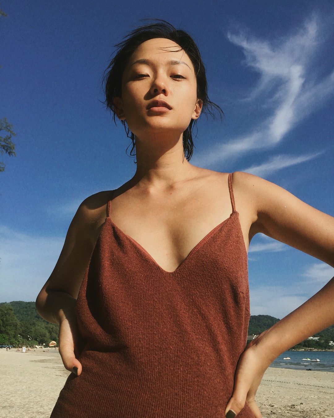 nhan sac giong nhau cua Linh Khieu va Thu Anh anh 2