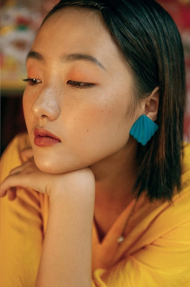 nhan sac giong nhau cua Linh Khieu va Thu Anh anh 5