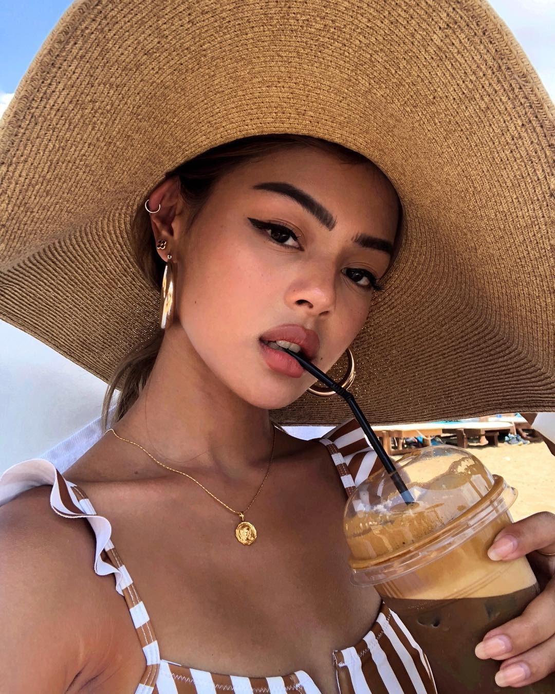 Cach song ao chuan bai cua Lily Maymac anh 24