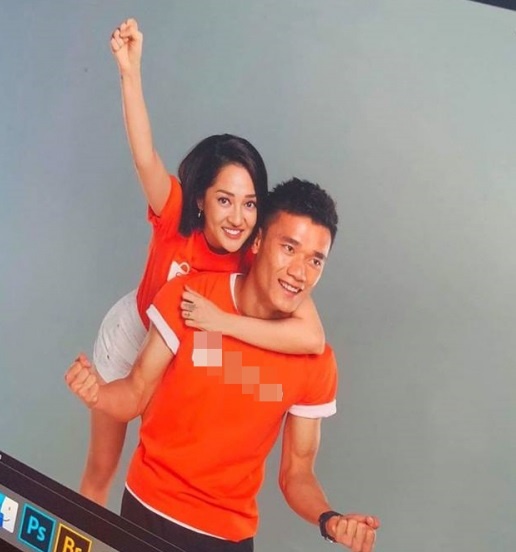 ban gai cau thu U23 Viet Nam anh 12