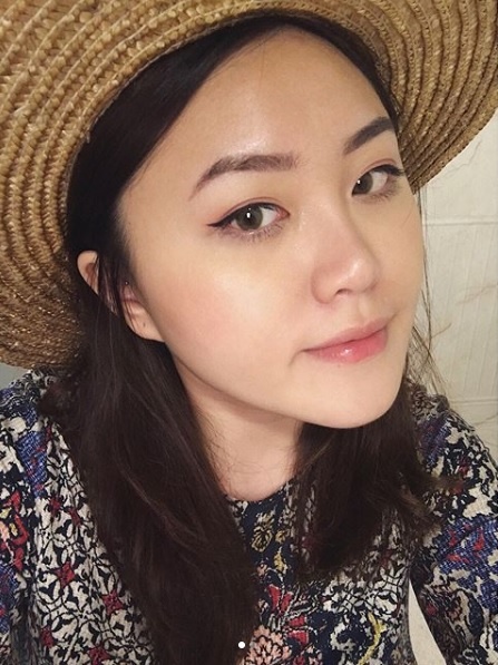 2 chau gai sexy cua giao su Van Nhu Cuong anh 14