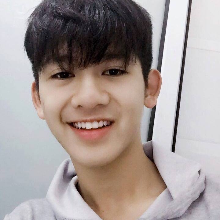 hot boy 2001 noi tieng vi dep trai anh 10