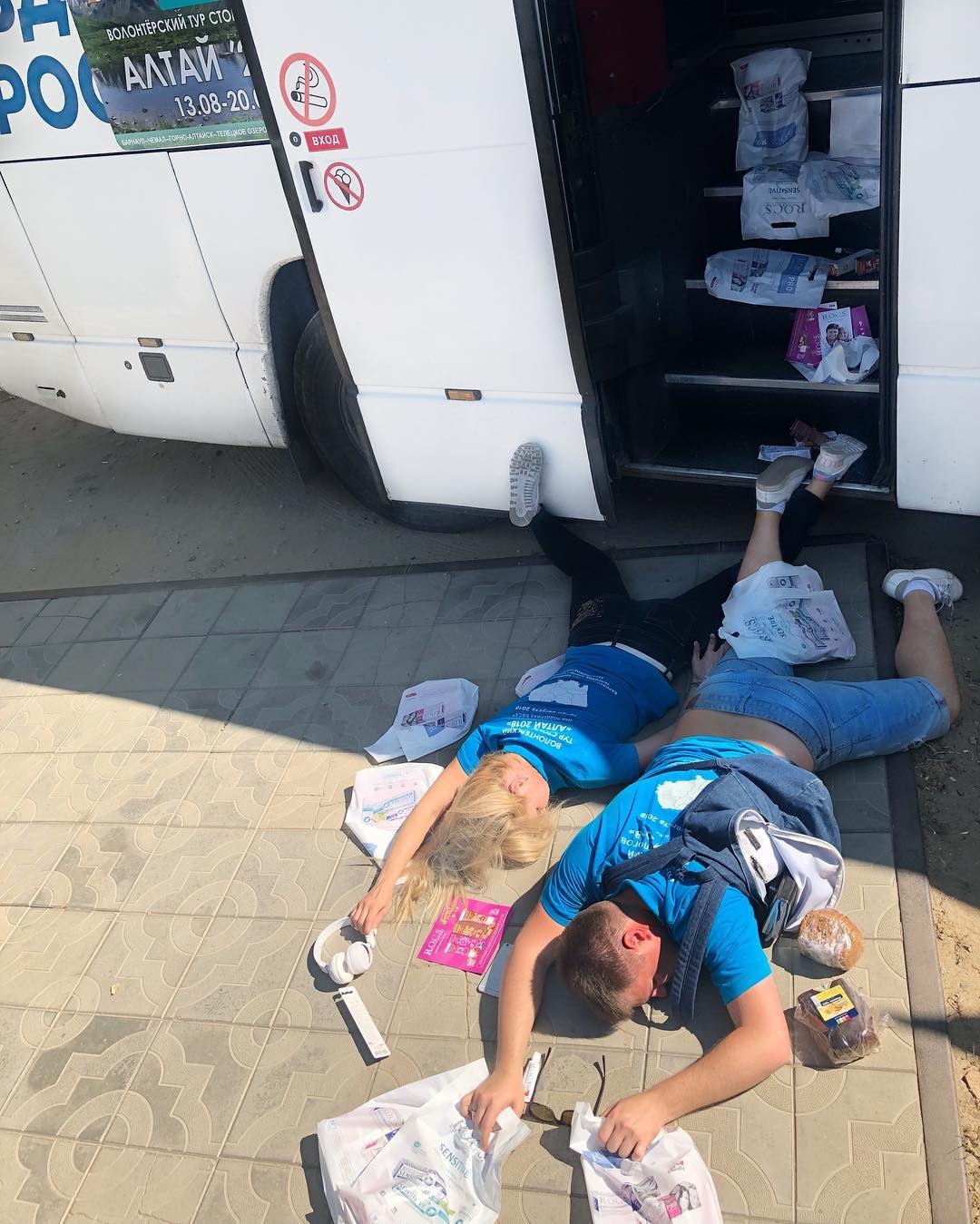 trào lưu chụp ảnh ngã sấp mặt của hội rich kid ảnh 9 trao luu chup anh nga sap mat cua hoi rich kid anh 9