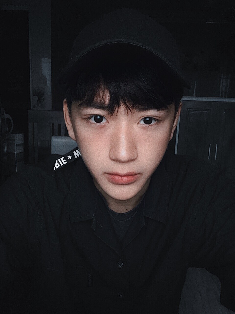 hot boy 2001 noi tieng vi dep trai anh 6