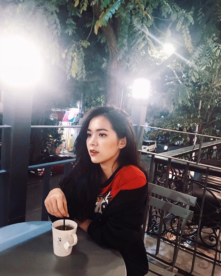 hot girl Tran Phu mang trong minh 3 dong mau anh 13