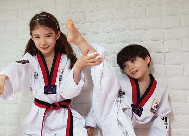 nhan sac cua cau be dep trai nhat the gioi anh 11