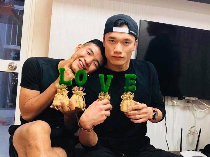 Nhung cap ban than noi bat cua dan cau thu Olympic Viet Nam hinh anh