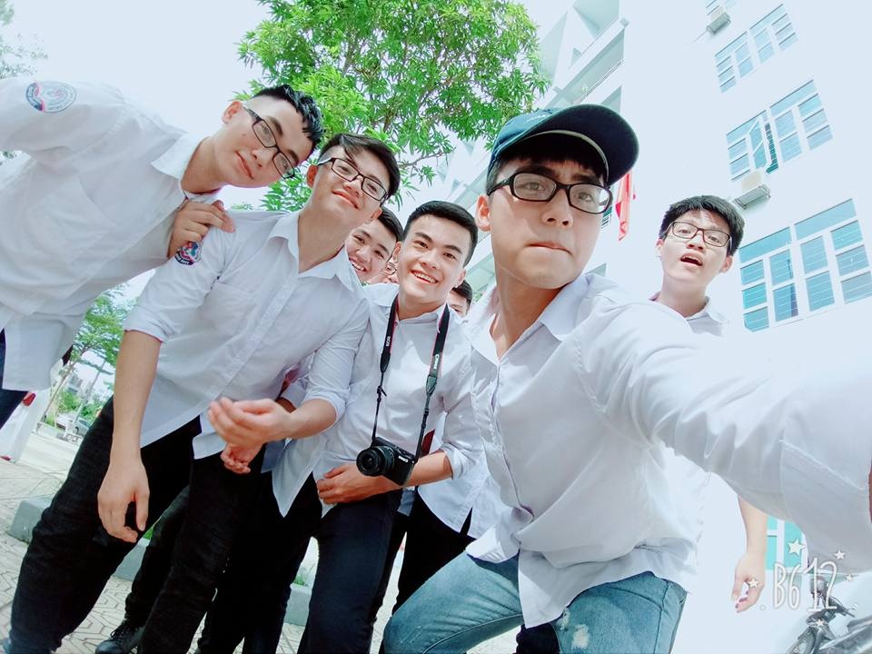 em trai Sơn Tùng MTP sở hữu nhan sắc điển trai ảnh 3 em trai Son Tung MTP so huu nhan sac dien trai anh 3