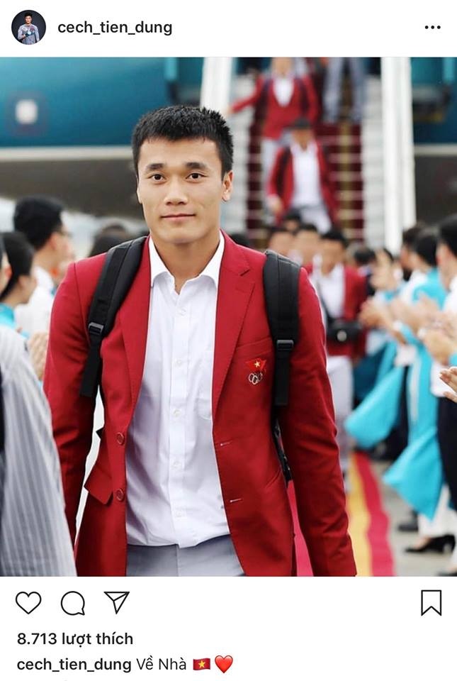 dàn U23 tụ tập sau khi rời sân Mỹ Đình ảnh 3 dan U23 tu tap sau khi roi san My Dinh anh 3