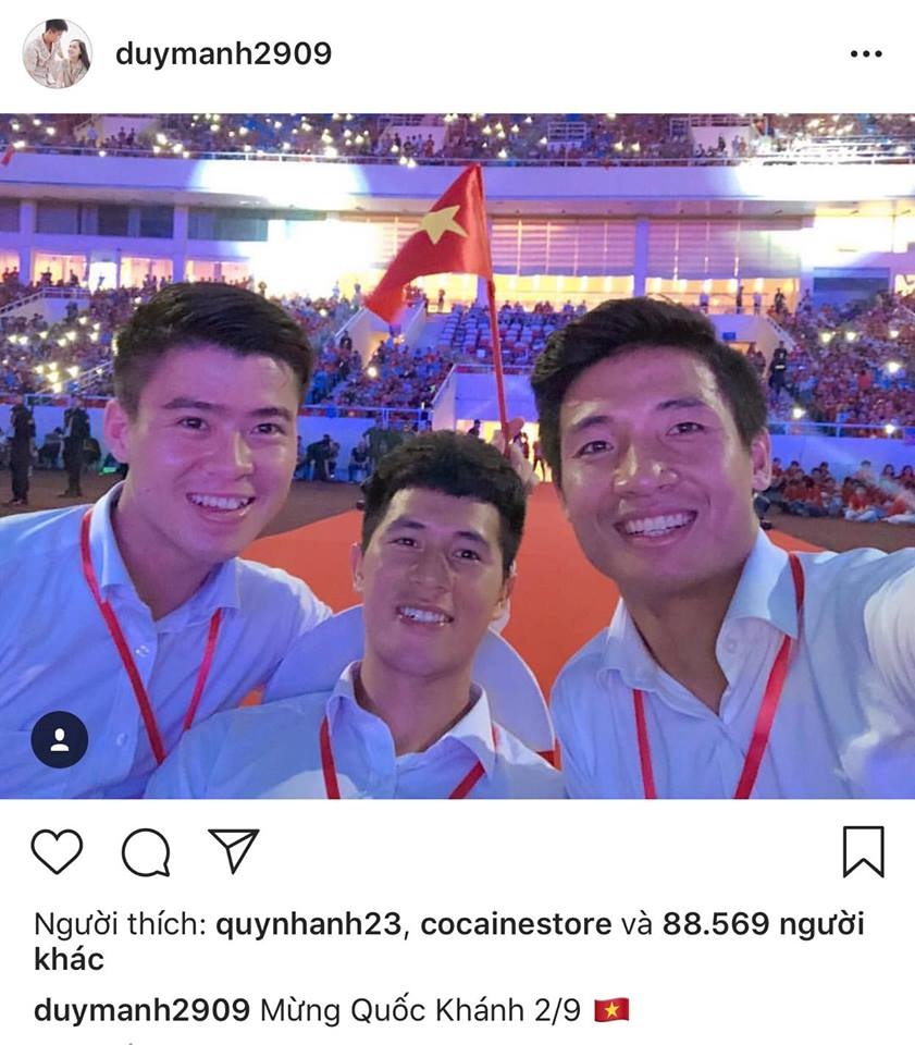 dàn U23 tụ tập sau khi rời sân Mỹ Đình ảnh 4 dan U23 tu tap sau khi roi san My Dinh anh 4