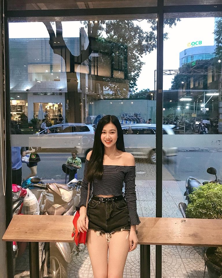 bạn gái tin đồn của Hà Đức Chinh  ảnh 6 ban gai tin don cua Ha Duc Chinh anh 6