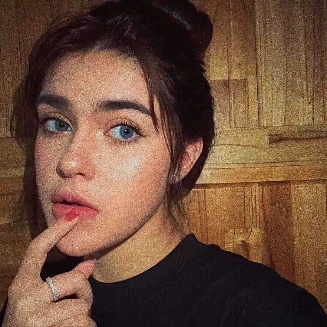 nhung co nang sinh nam 2001 xinh dep,  gioi giang anh 7