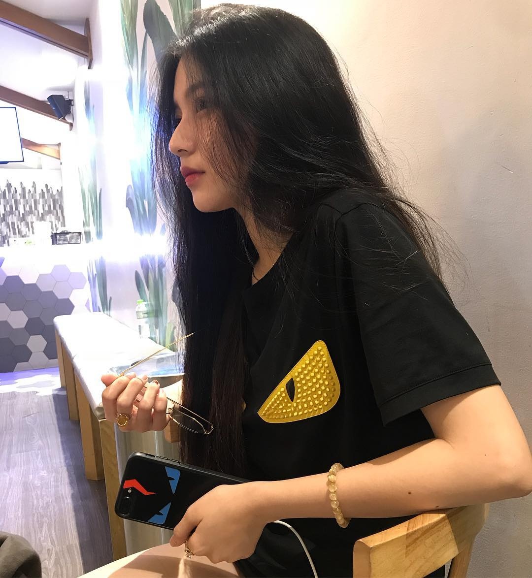 hot girl noi bat sinh nam 2000 anh 16