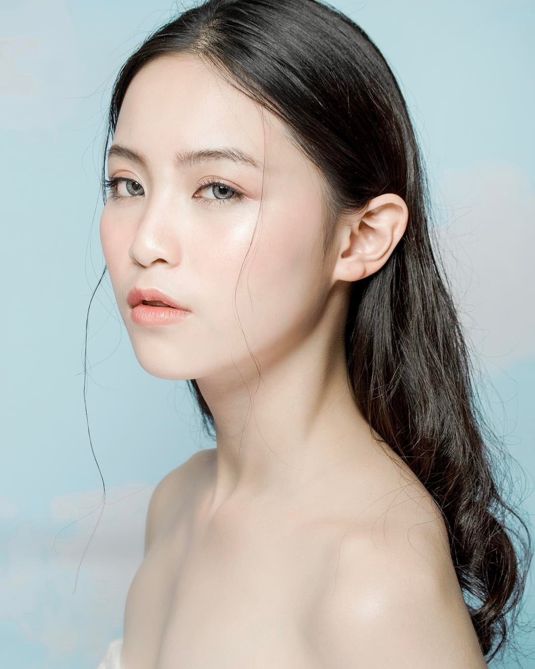 du hoc sinh nu xinh dep,  hien dai anh 11