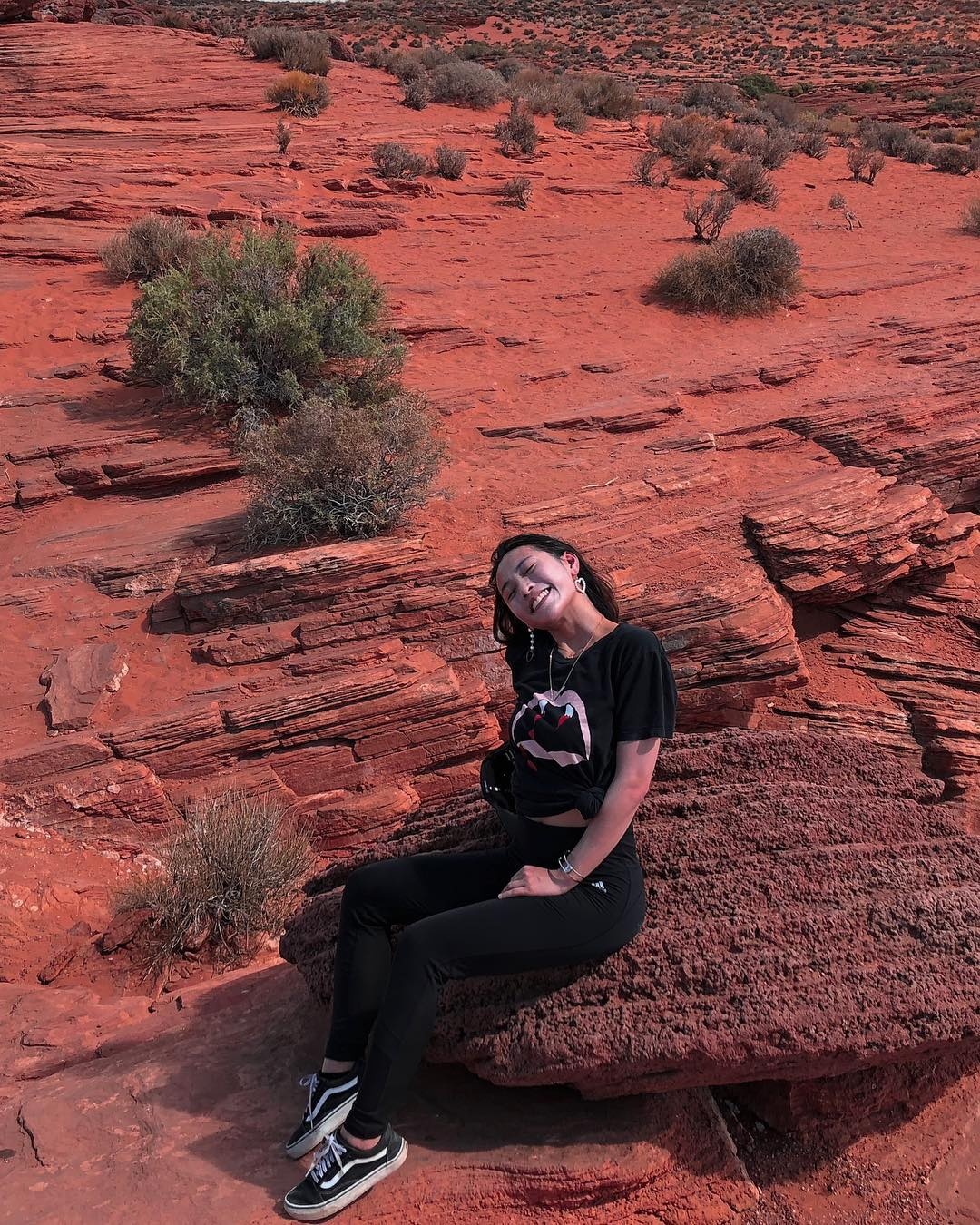 du hoc sinh nu xinh dep,  hien dai anh 10