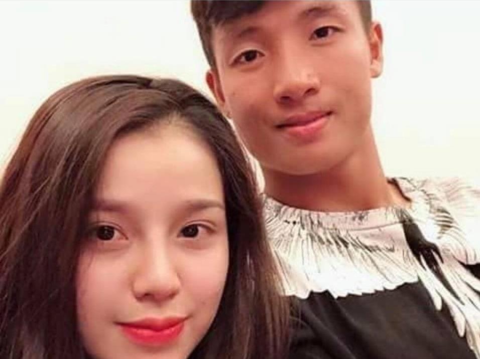 Cau thu Bui Tien Dung xac nhan co ban gai vao dung ngay sinh nhat hinh anh