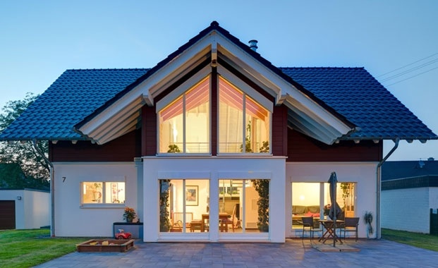 Nha tu xay nhanh hon thoi gian nau bua toi anh 6