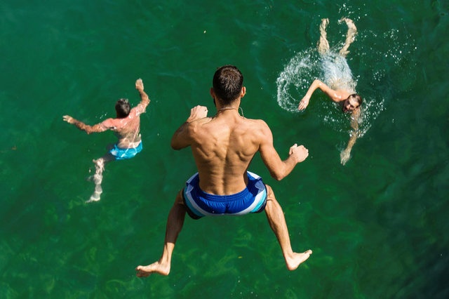 Chau Au oan minh duoi nang nong ky luc anh 2