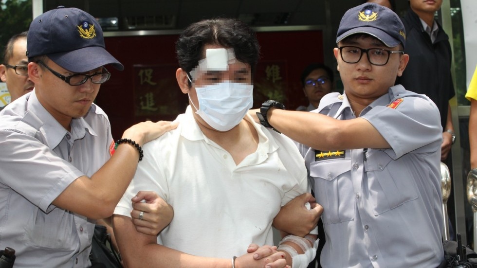 Tan cong bang kiem samurai ngoai noi lam viec cua lanh dao Dai Loan hinh anh