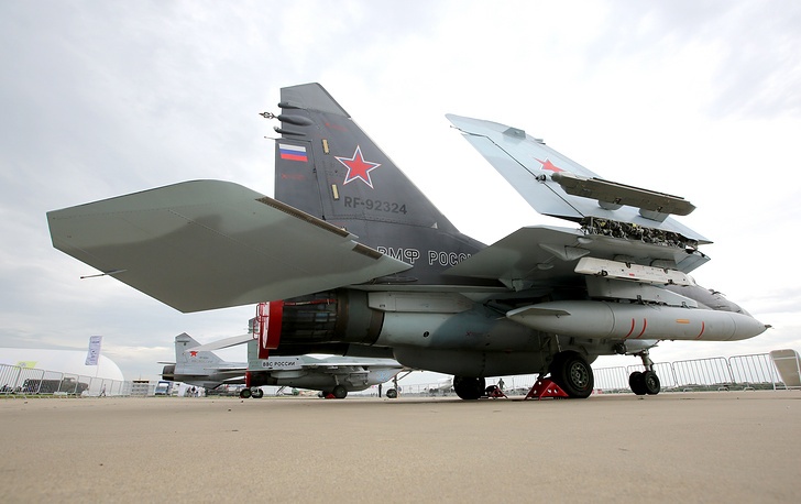 Nga ra mat dan vu khi uy luc tai trien lam quoc phong lon nhat nam anh 8