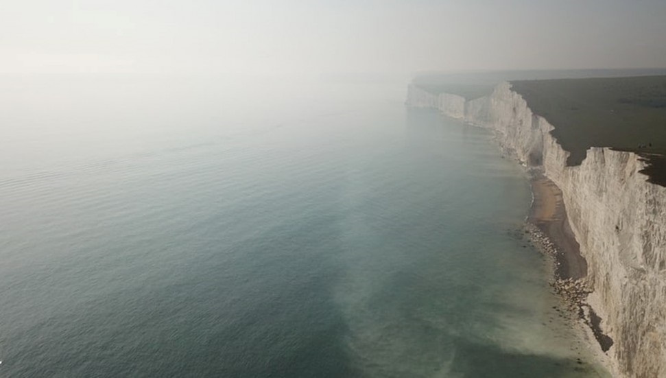 Gan 200 nguoi nhap vien vi khi hoa hoc bi an tai Anh anh 1