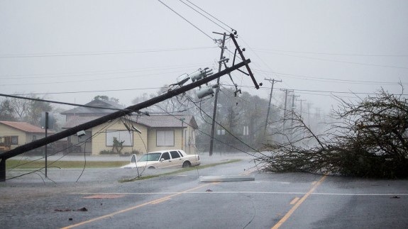 Nguyen nhan suc tan pha khung khiep cua sieu bao Harvey hinh anh