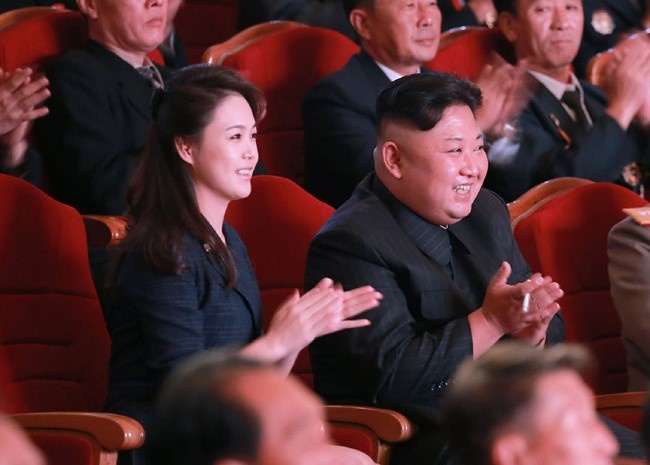 Ong Kim Jong Un du hoa nhac mung bom nhiet hach thanh cong hinh anh