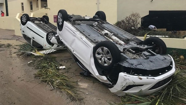 Bien nuoc o Florida sau sieu bao Irma hinh anh