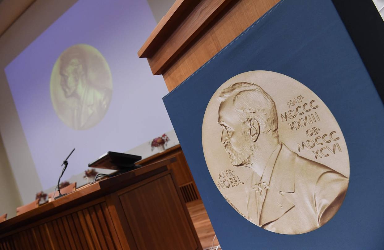 Quizz: Thử thách kiến thức trước thềm Nobel 2017 ảnh 3 Quizz: Thu thach kien thuc truoc them Nobel 2017 anh 3
