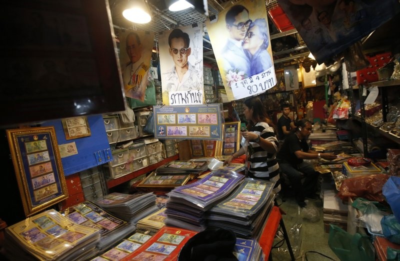 Vua Bhumibol cua Thai Lan anh 5