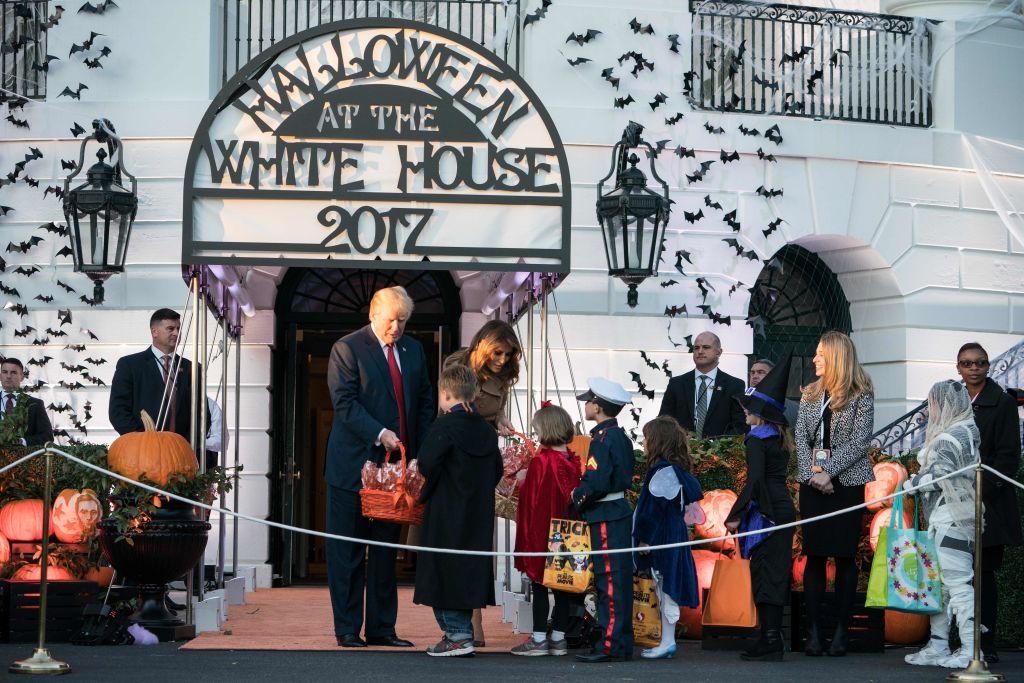 Tong thong Trump anh 2