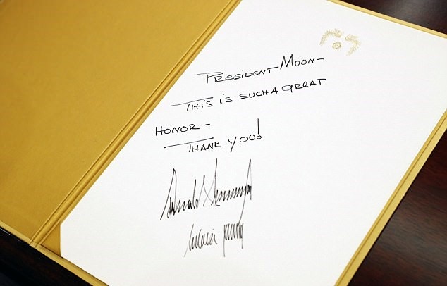 Trump tham Han Quoc anh 9