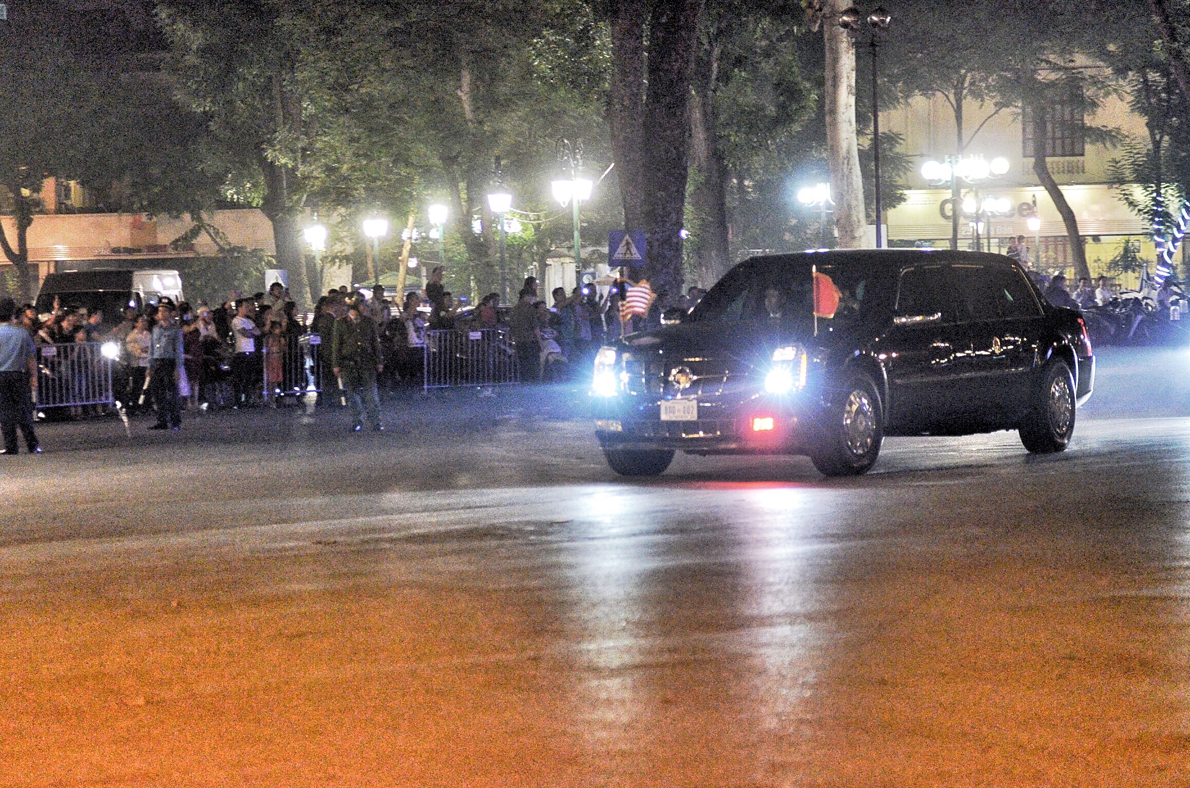 Tong thong Trump den Ha Noi anh 13