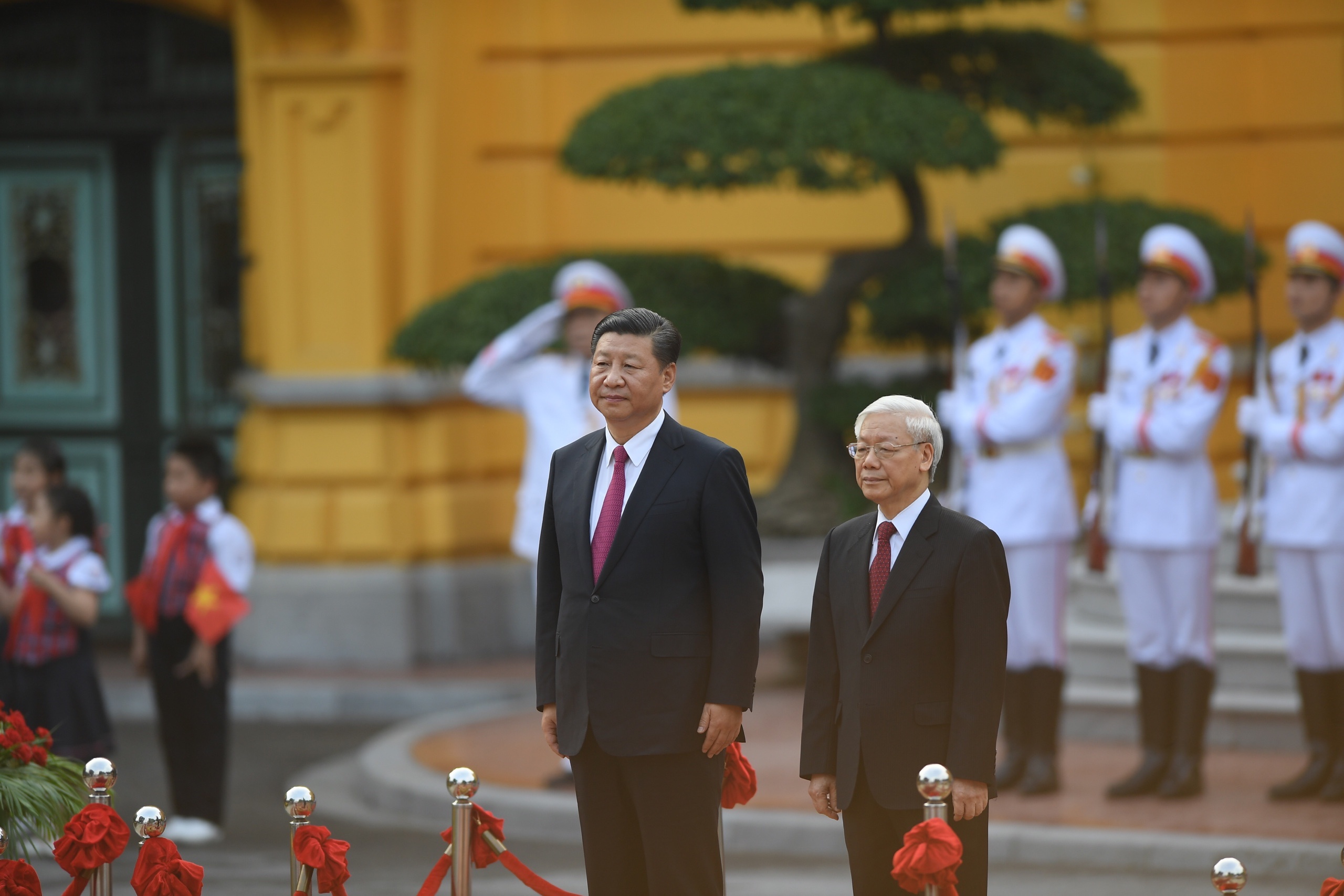 Tap Can Binh tham Viet Nam anh 6