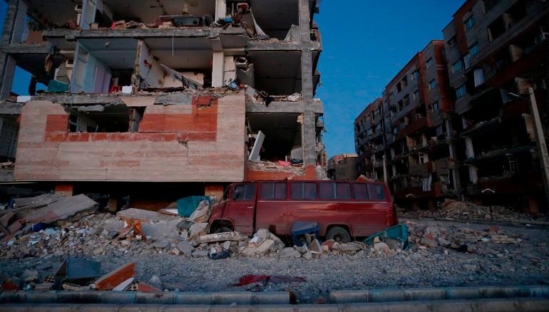 Viet Nam gui dien chia buon vu dong dat lam hon 500 nguoi chet hinh anh