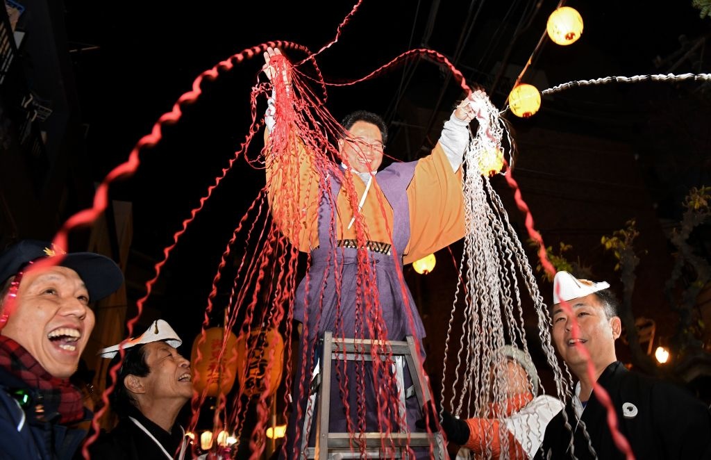 The gioi don nam moi anh 6