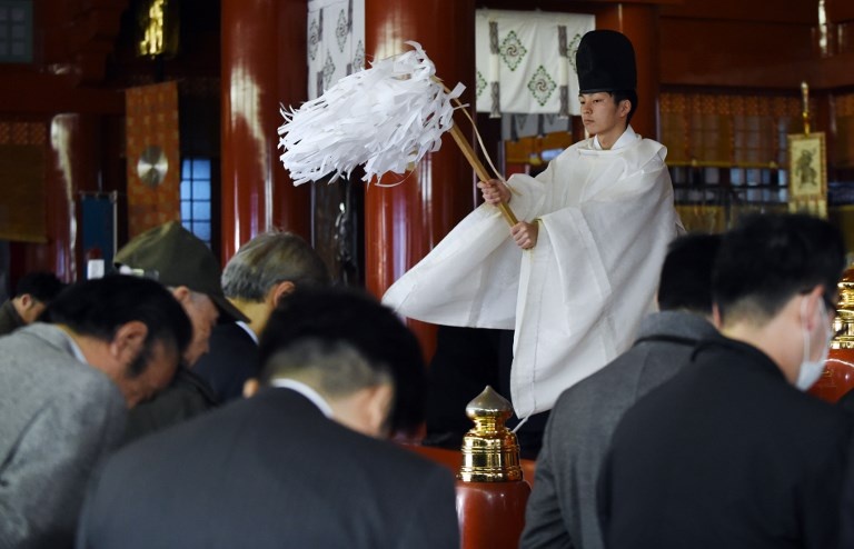 Nguoi Nhat cau tai loc anh 3