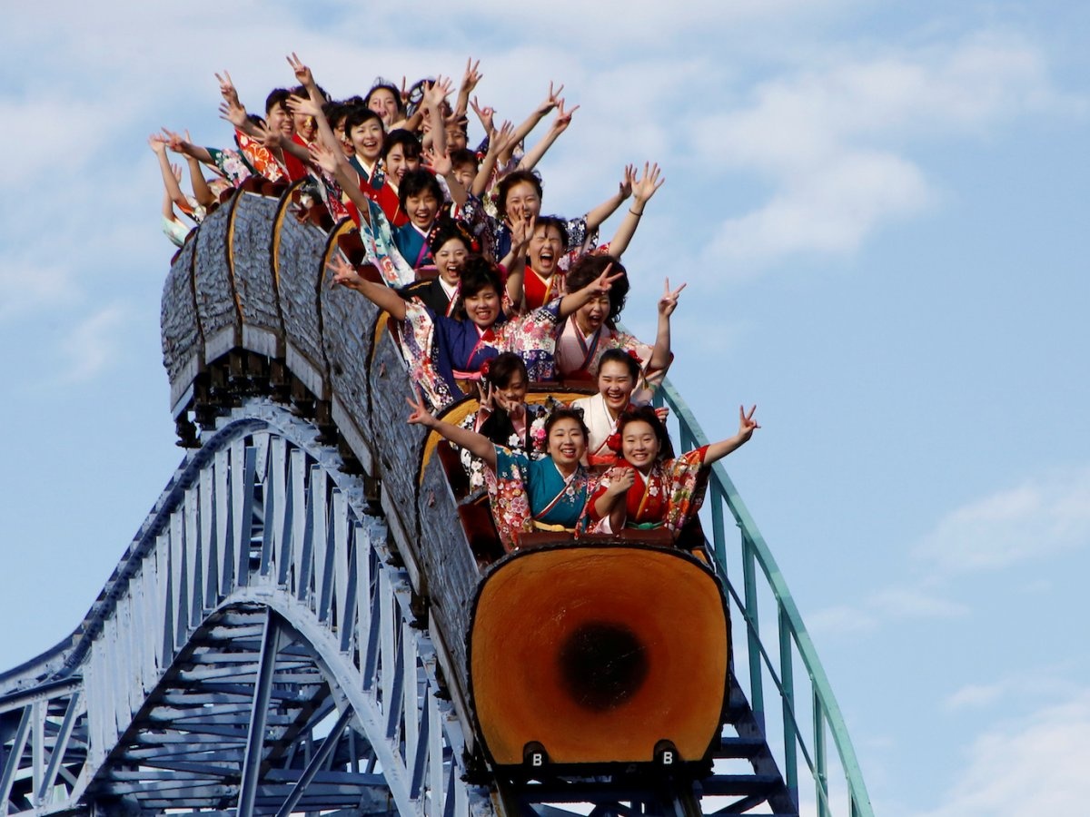 Thieu nu Nhat tham gia le truong thanh anh 6