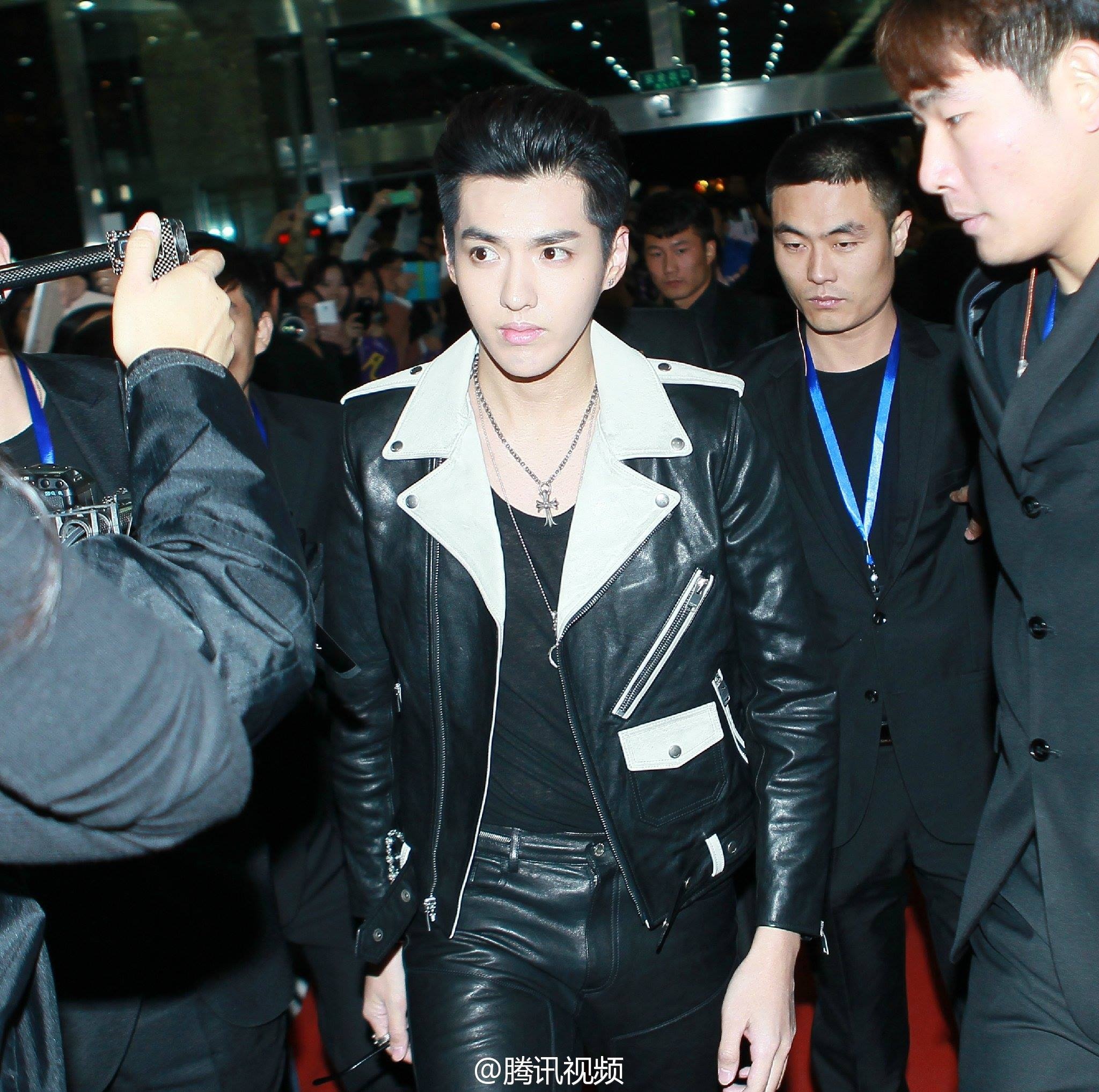 Sinh nhật cùng fan của Kris được tổ chức rất hoành tráng.