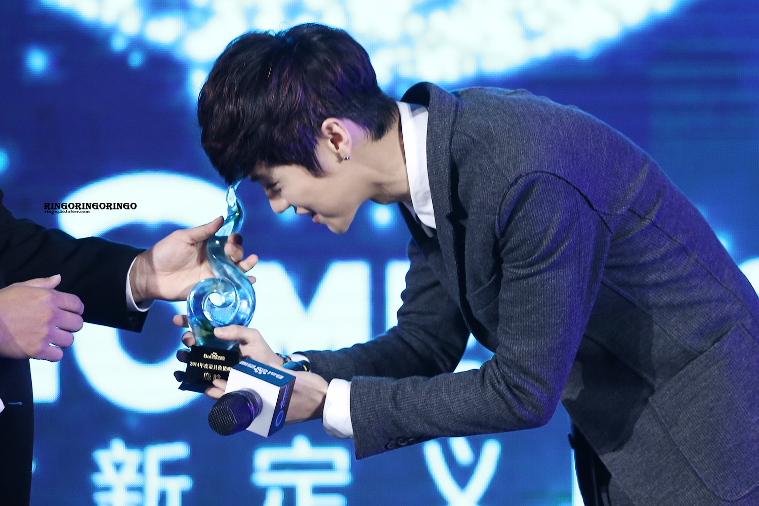 Luhan để lại nhiều ấn tượng tốt đẹp trong mắt truyền thông lẫn khán giả nhờ cách cư xử lịch thiệp và khiêm tốn. 