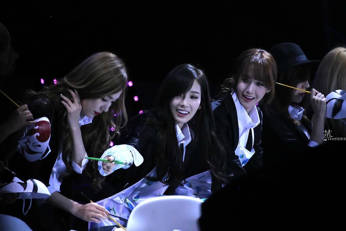 SNSD tổ chức họp fan ở Trùng Khánh hôm 22/11.