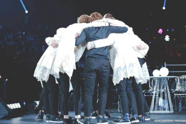 EXO nhan giai Album cua nam - MAMA 2014 hinh anh