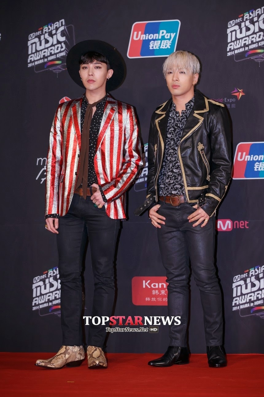 G-Dragon (trái) đi dự MAMA năm nay cùng Taeyang.