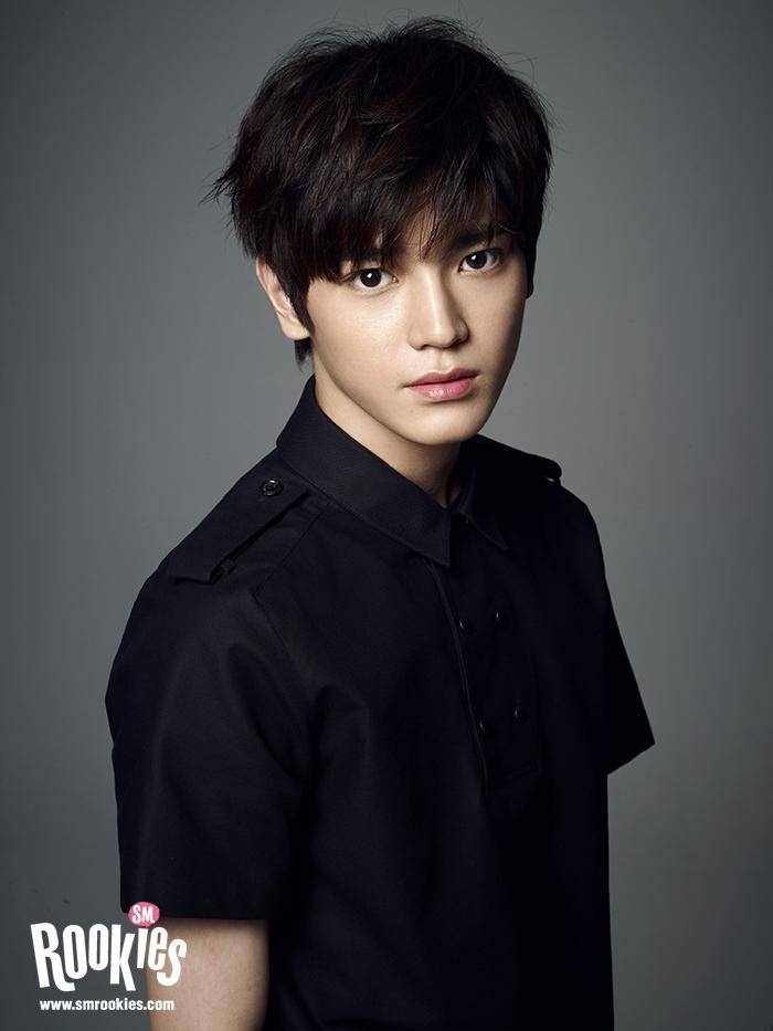 Taeyong đang là gương mặt triển vọng của công ty SM Entertainment.